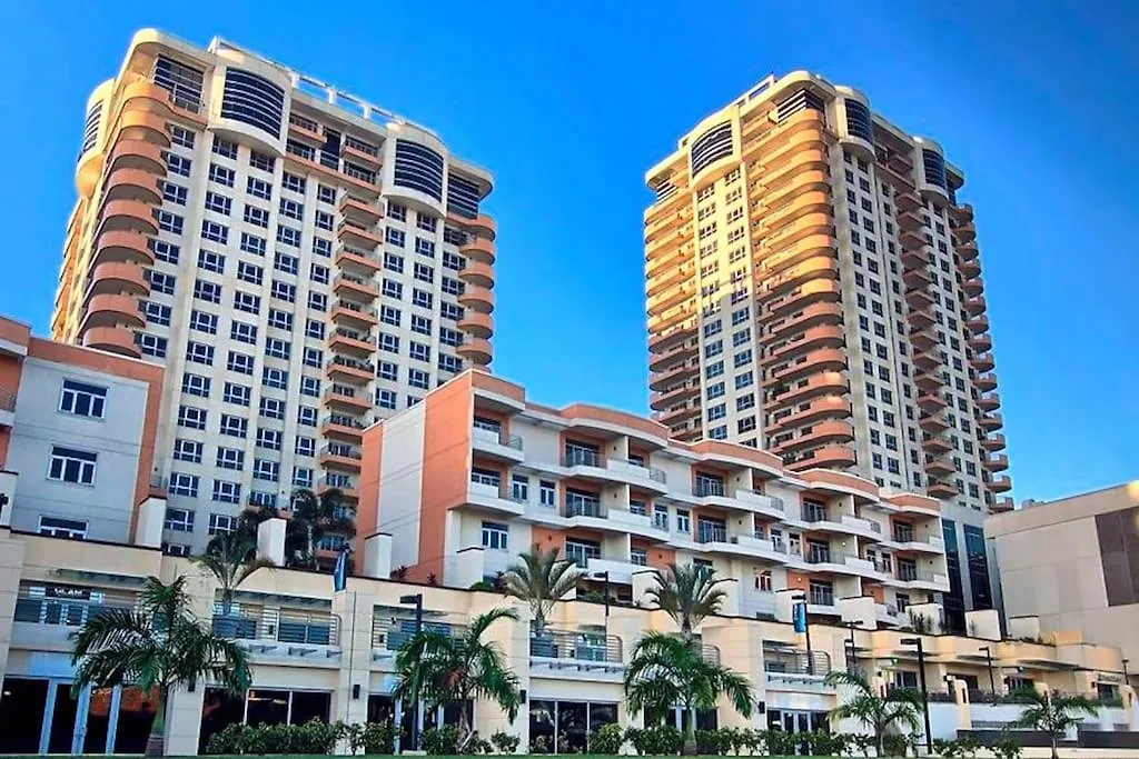 One Woodbrook Place Luxury Rentals With City View contacts