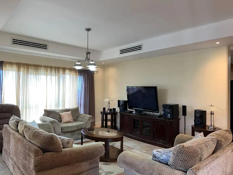 One Woodbrook Place Luxury Rentals With City View Port of Spain 0*,